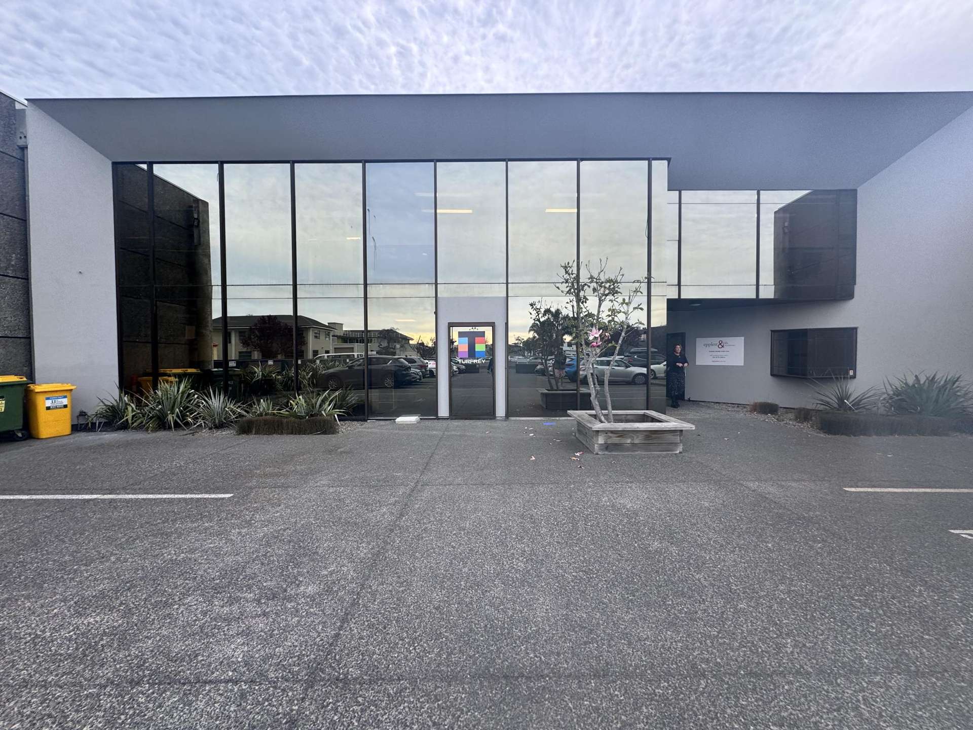 207 Avenue Road East Hastings_0