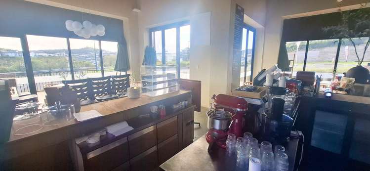 45 Arran Drive Orewa_3
