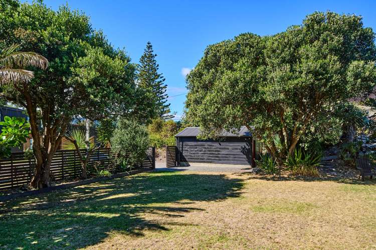 52 Tutere Street Waikanae Beach_21
