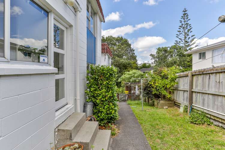 1/52 Fruitvale Road New Lynn_18