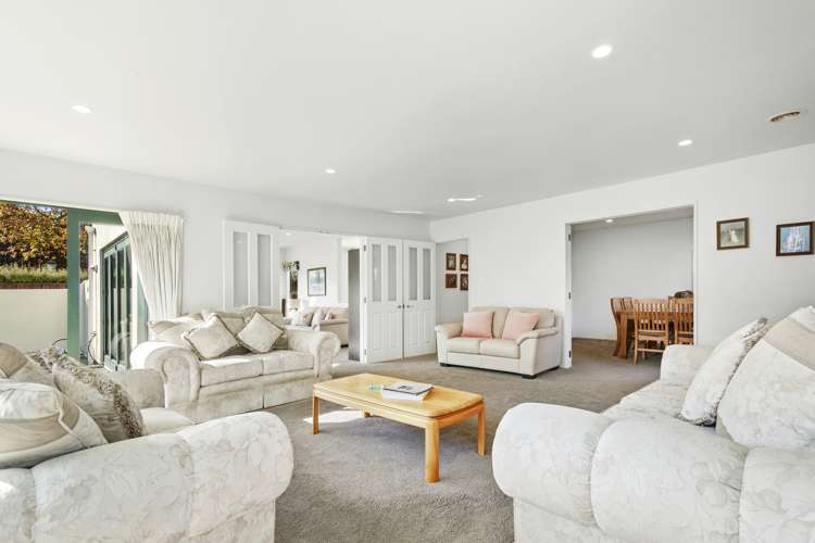 59 Hautana Street Woburn_9