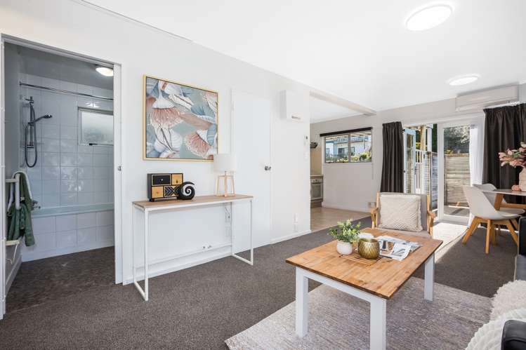 5/126 Redwood Avenue Tawa_13