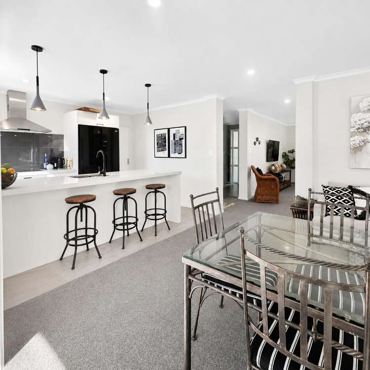 11 Muirfield Crescent Katikati_3