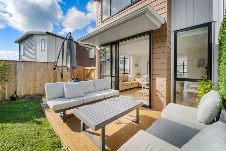 16 Seafarer Crescent Stanmore Bay_24