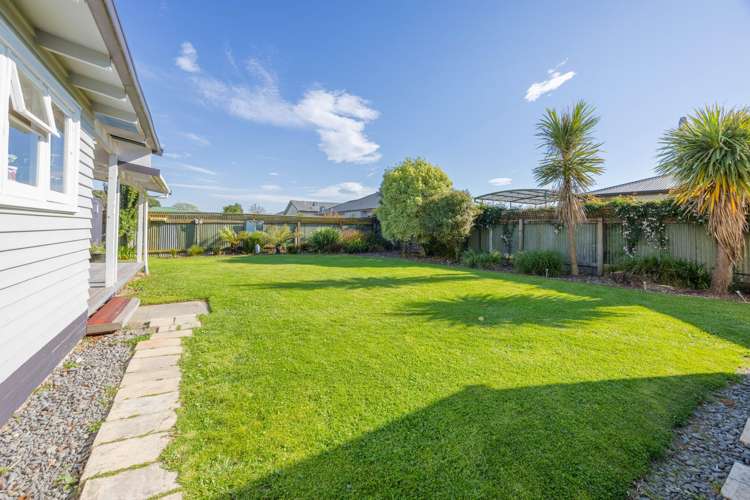 5 Allens Lane Clive_16