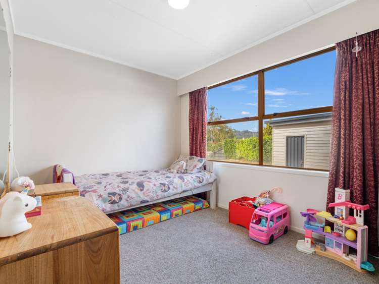 17 Byron Grove Owhata_21