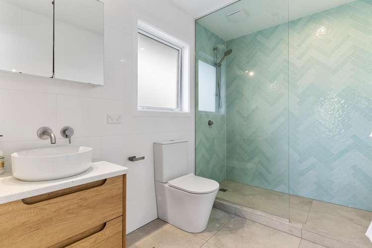 11 Roby Street Te Atatu Peninsula_15