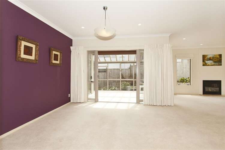 8 Scarboro Terrace Murrays Bay_7