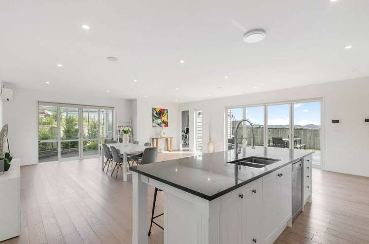 16 Spyglass Street Red Beach_6