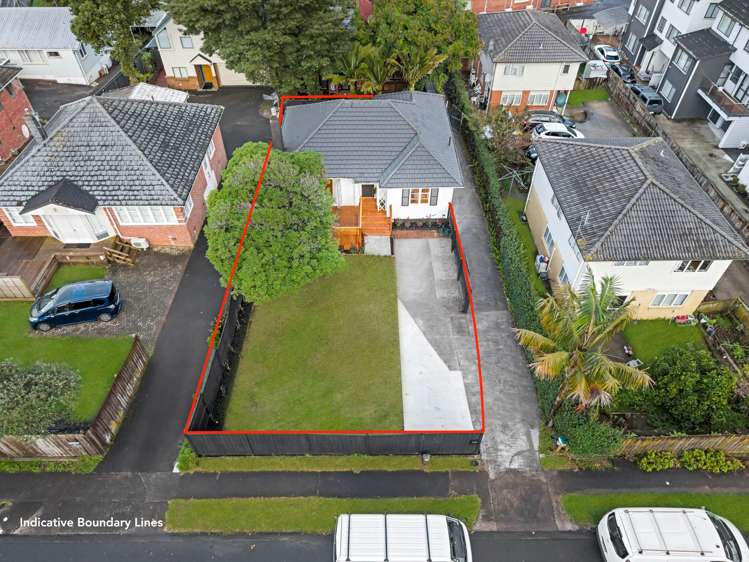 1/8 Hillsborough Road Hillsborough_29