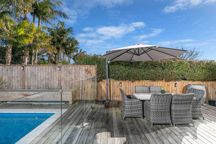 1 Waipuia Place Greenhithe_16