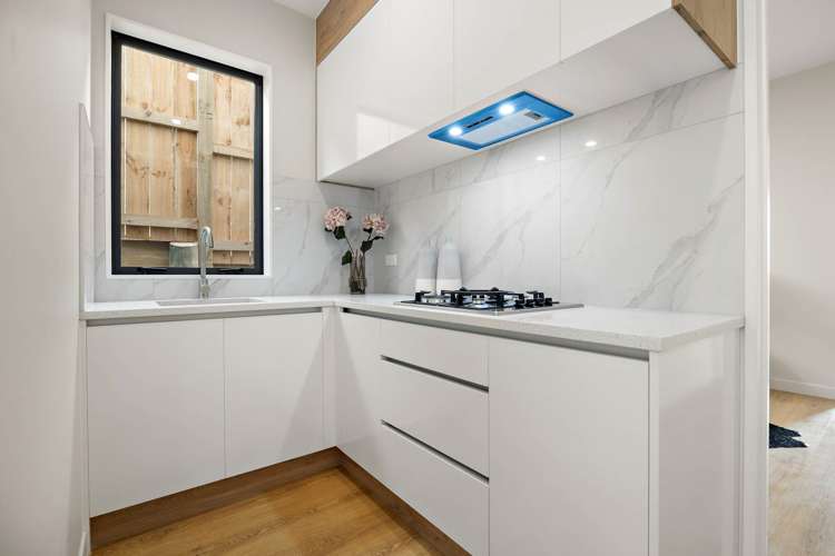 23 Christella Street Flat Bush_18