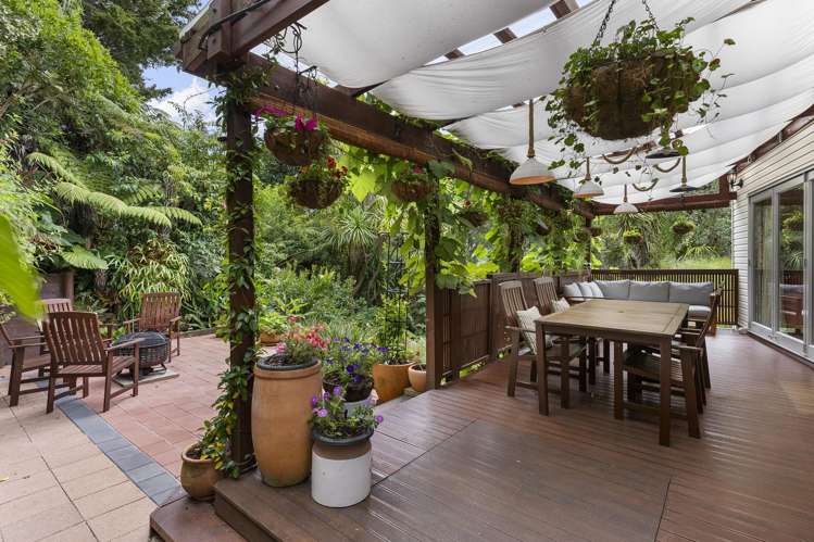 2/5A Dakota Avenue_1