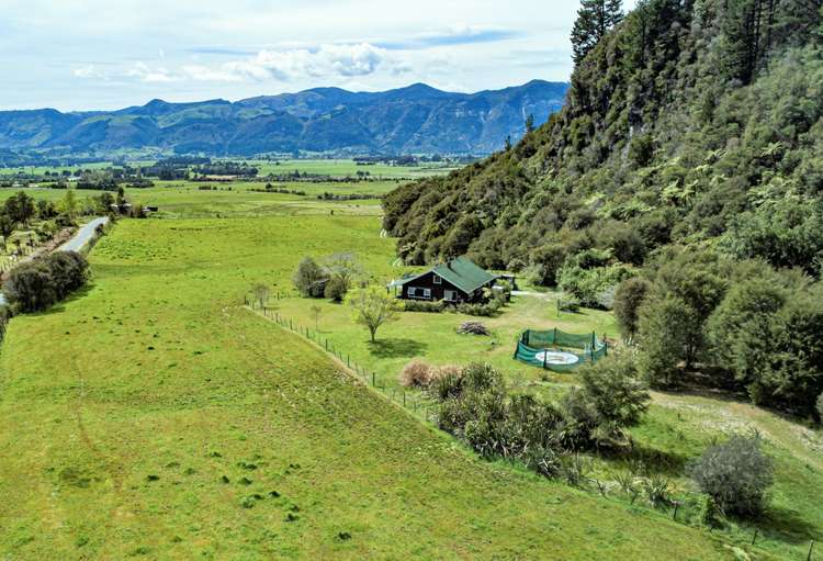 785 Long Plain Road Takaka_15