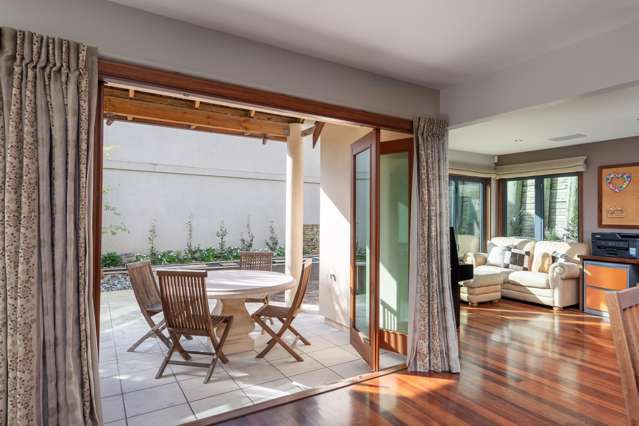 2/3 Gard Street Silverstream_1