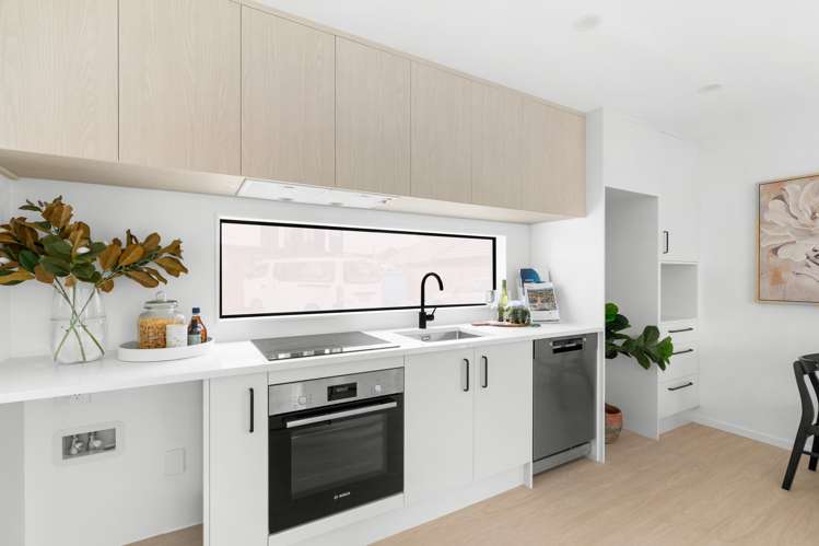 6/1 Huia Street_4