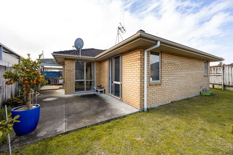6 Saint Johns Avenue Hamilton East_15