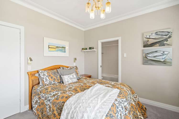6 Cooper Avenue Holdens Bay_22