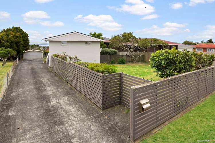 47 Bradbury Road Botany Downs_5