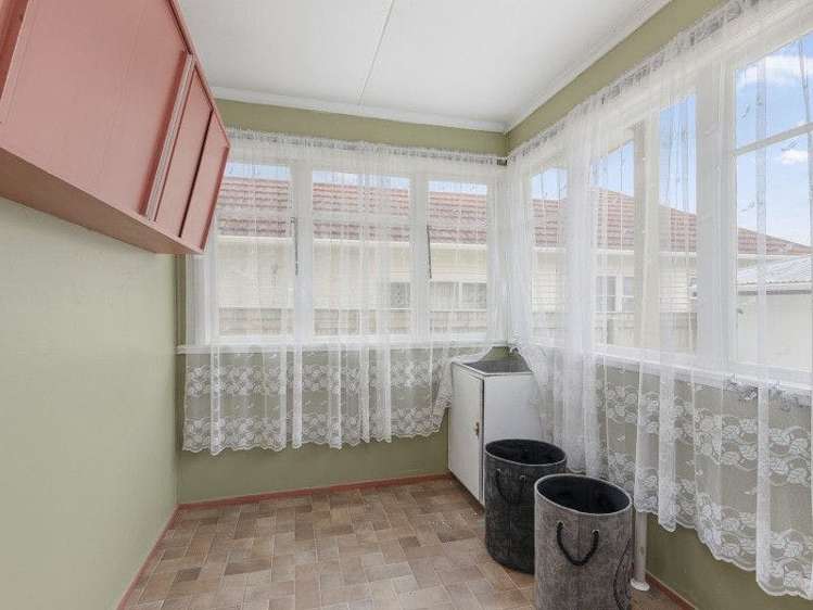 19 Charleston Avenue Boulcott_15