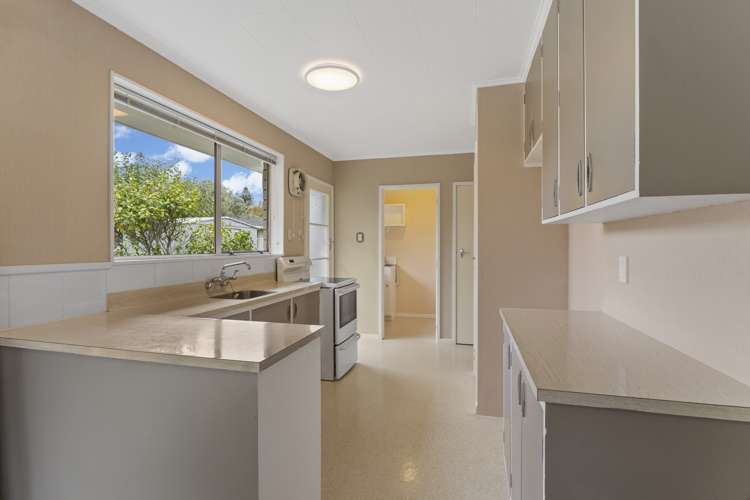 41 Alexander Road Raumati Beach Kapiti Coast Houses for Sale
