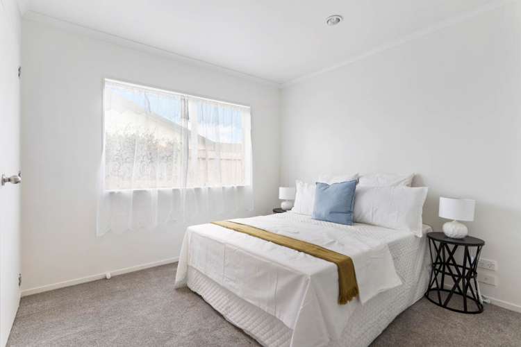 51 Nicholas Gibbons Drive Clendon Park_11