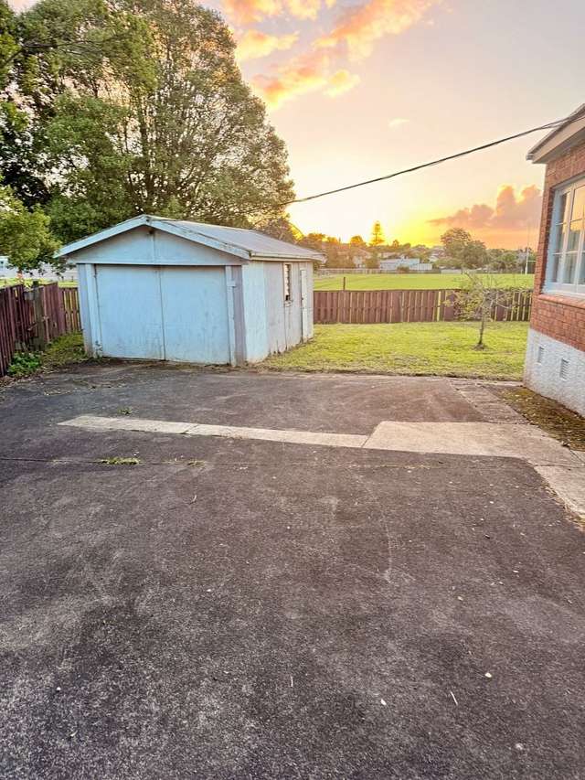 Beautiful 3-Bedroom Home for Rent – 53 Fearon Ave