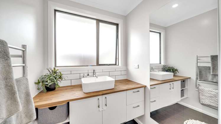 13 Sussex Street Weston_23