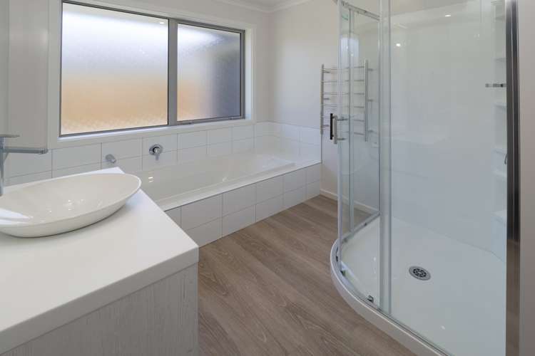 43 Redhaven Rise Netherby_10