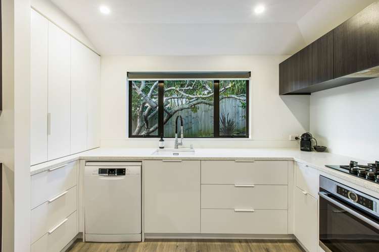 198 Bethells Road Bethells Beach_21