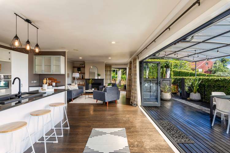 61a Fairmount Road Titirangi_3