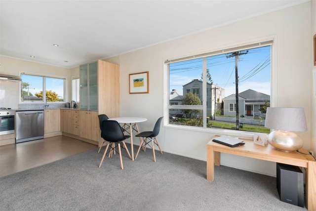 3/132 Victoria Road Devonport_3
