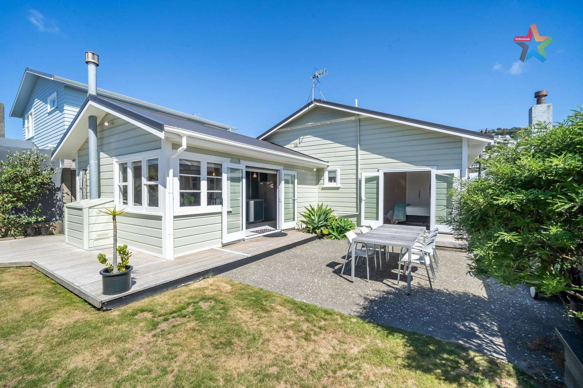 10 Palm Avenue Lyall Bay_0