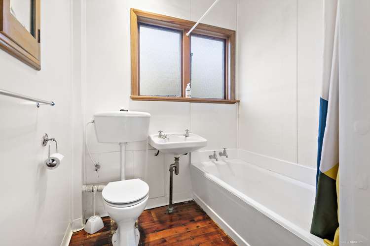 18 Walden Street Strathmore Park_5