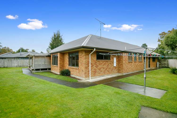 122 Tennyson Street Leamington_16