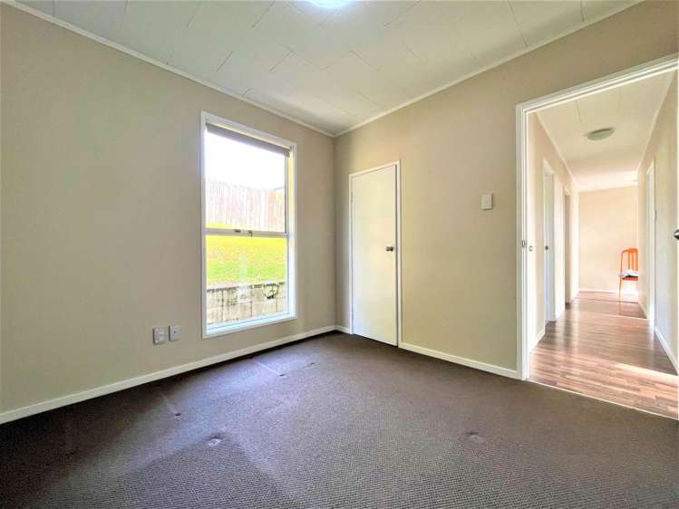 4 Hewlett Road Massey_11