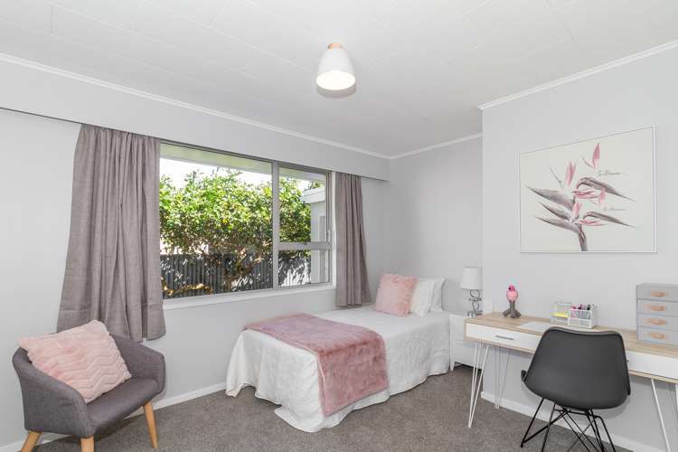2/141 Kennedy Road Marewa_8