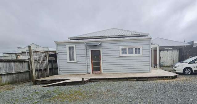 Spacious Villa in the Heart of Waipu