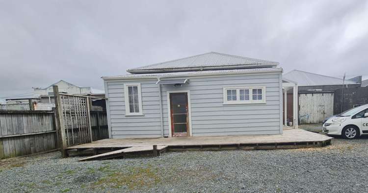 13B The Centre_0