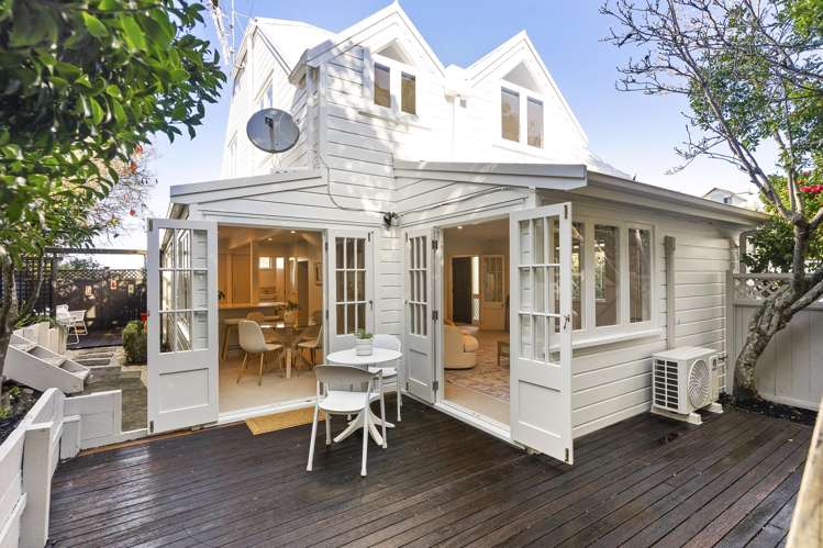 29E St Stephens Avenue_1