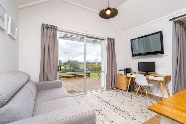 118 Back Road Milton_9