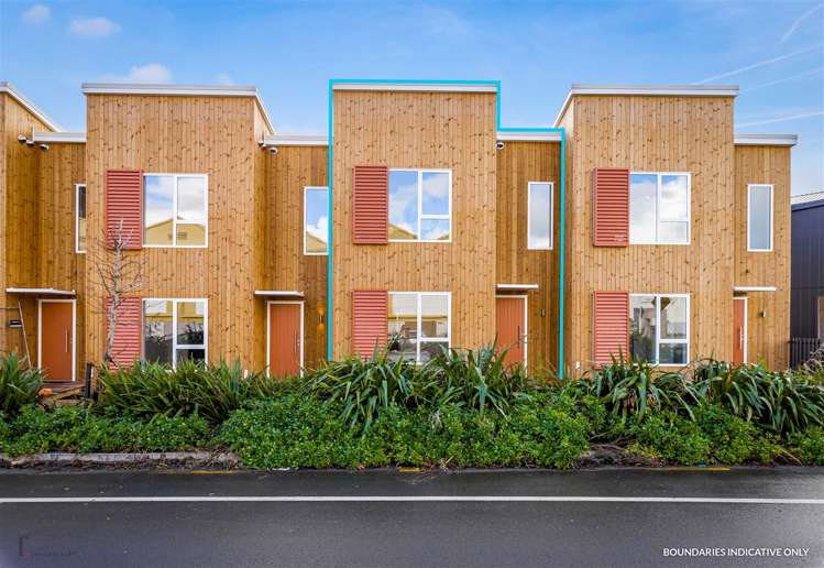 7/27b Hudson Bay Road Hobsonville_24