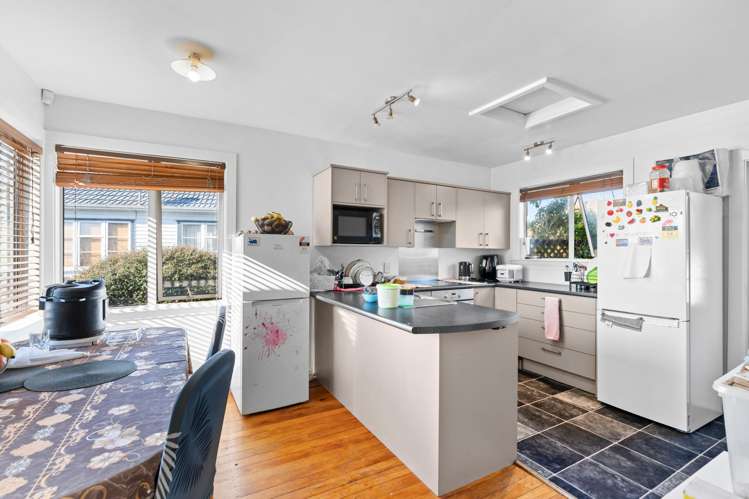 11 Christian Street Bryndwr_3