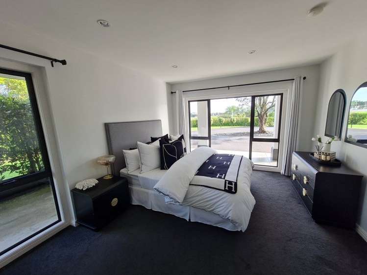 179 Coulson Road Paroa_11