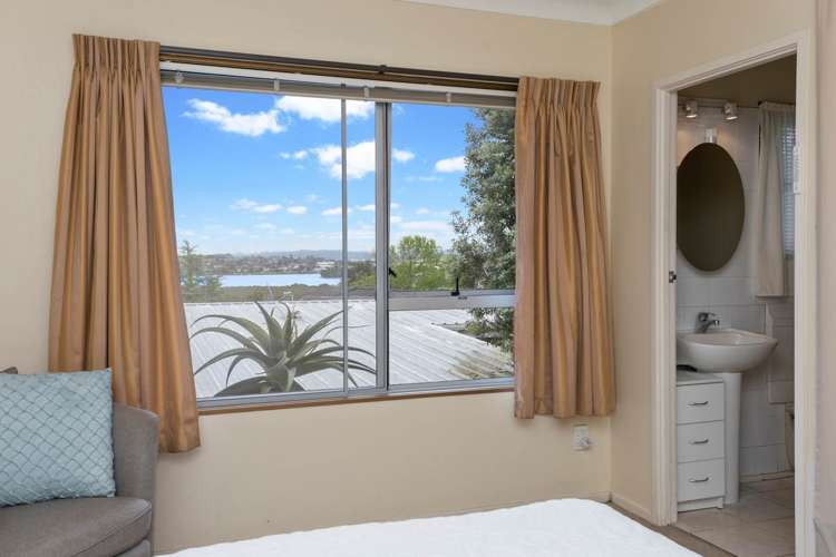 1/43 Marriott Road Pakuranga_13