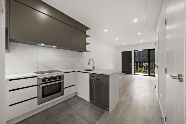 39 Brandon Road Glen Eden_4