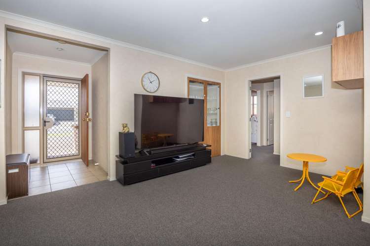 22 Mickelson Avenue Rototuna_6