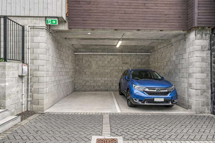 17/37 St Vincent Avenue Remuera_20