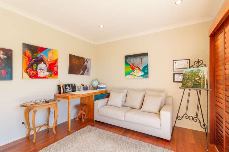 126 Kent Terrace Taradale_14