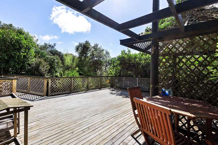 12 Cooper Road Stanmore Bay_5